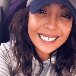 Meet your Posher, Annalizeth